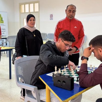 جامعة إربد الأهلية تُشارك في لقاء ودي مميز مع جامعة آل البيت ضمن منافسات كرة الطائرة وكرة الطاولة والشطرنج