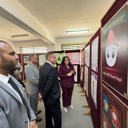رئيس جامعة إربد الأهلية يَرعى افتتاح معرض مشاريع التخرج السنوي لطلبة قسم التصميم الجرافيكي