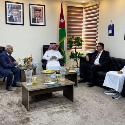 أ.د الشمري الملحق الثقافي السعودي يَزور جامعة إربد الأهلية