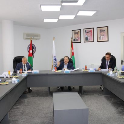 مجلس أمناء جامعة إربد الأهلية يَعقد أولى جلساته للعام الجامعي 2026/2027